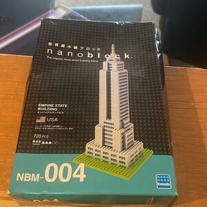 Nwt Nano block Empire State Building set